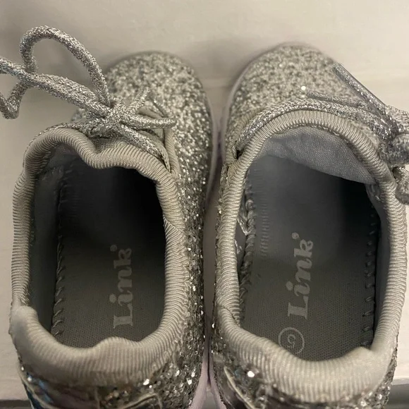 Link - Picture 3 of 4